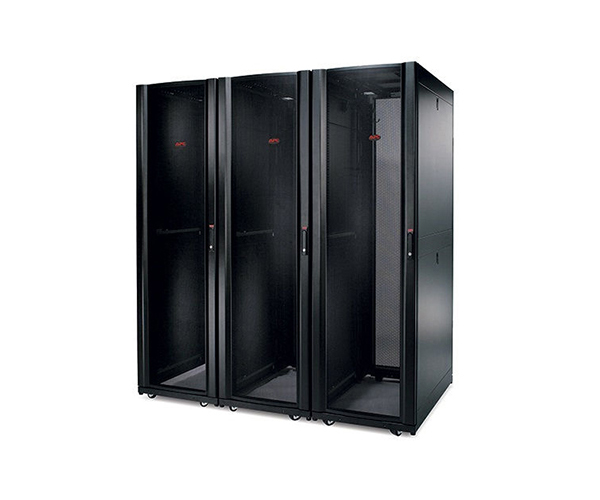 APC NetShelter SX 42U Server Rack Enclosure 600mm x 1070mm w/ Sides Black AR3100